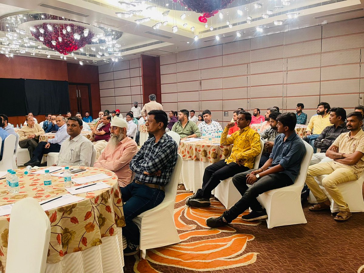 AvonCyclesIndia's tweet photo. Avon Cycle's Dealers meet was successfully conducted at Nagpur.
To know more about Avon Cycle, visit:
https://t.co/yP90wnhmmw
 #Avon #cycles  #AvonRide #RideTheFuture
#AvonDealerMeet https://t.co/FATCSogrGV