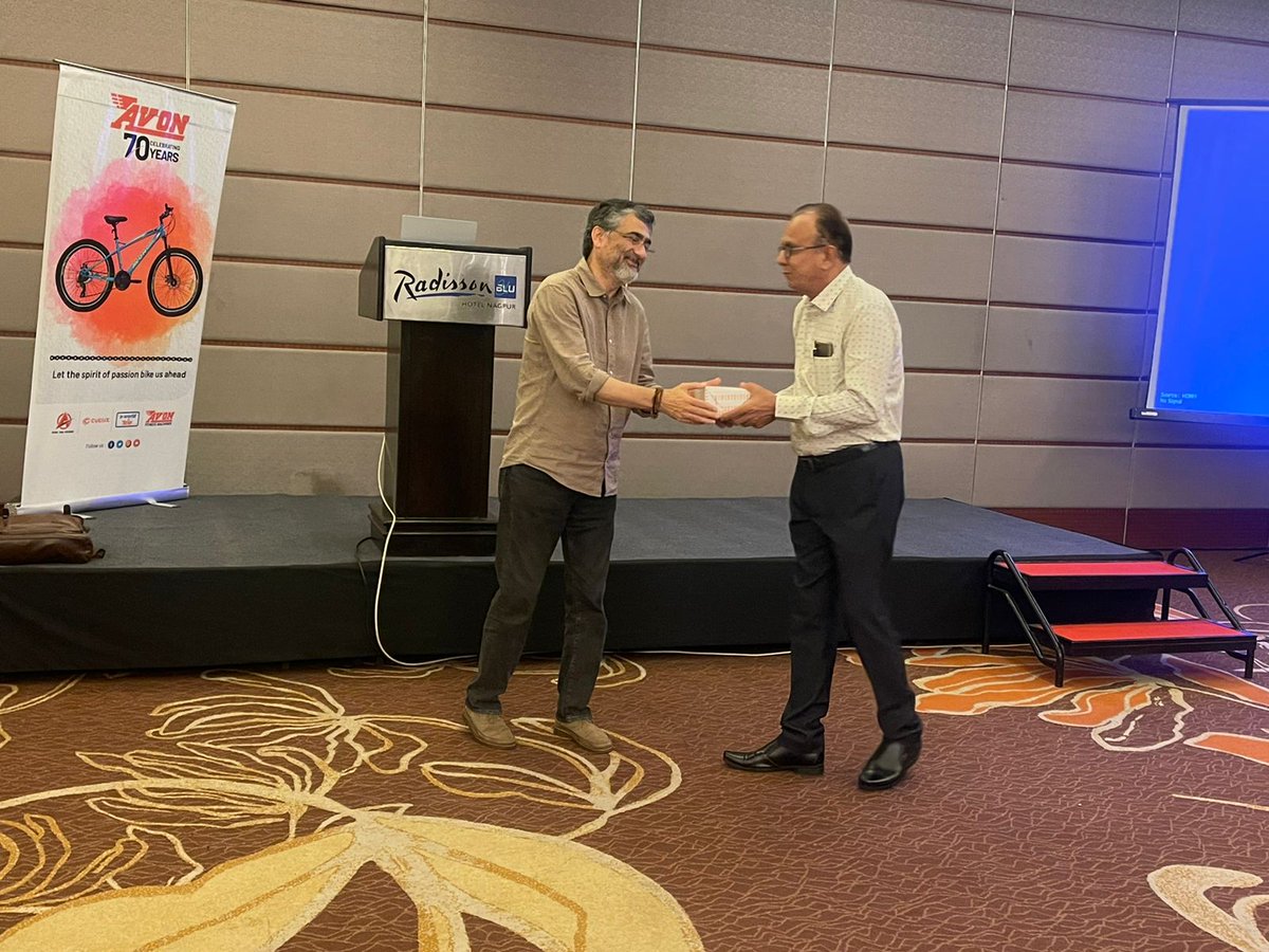 AvonCyclesIndia's tweet photo. Avon Cycle's Dealers meet was successfully conducted at Nagpur.
To know more about Avon Cycle, visit:
https://t.co/yP90wnhmmw
 #Avon #cycles  #AvonRide #RideTheFuture
#AvonDealerMeet https://t.co/FATCSogrGV