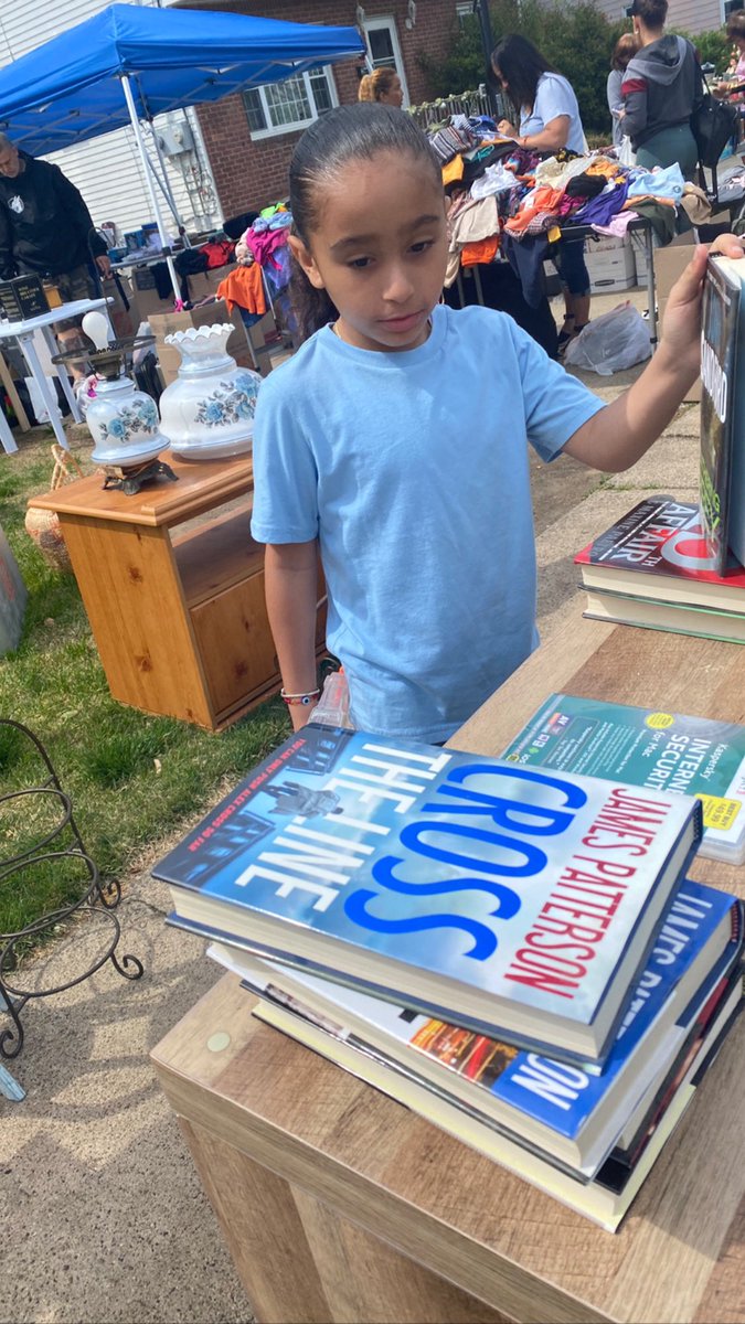 AntB00GIE's tweet photo. MAD garage sales with my right hand man π€π½ #YoungAngel #YoungLion https://t.co/ZK1Q8utI4C