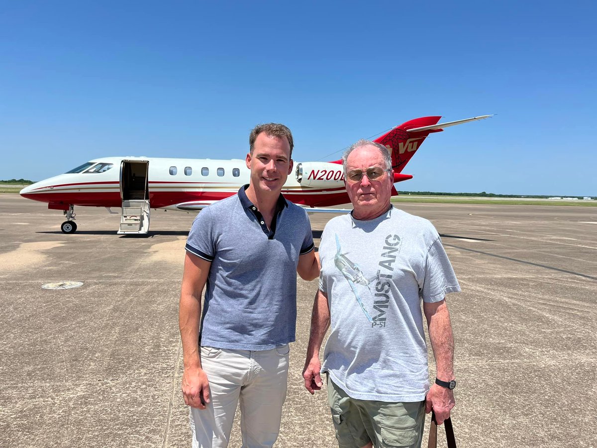 SyberJetAero's tweet photo. We are very proud to announce the latest SJ30 single type rated pilot - Guillaume Fabry of Air Journeys. "G" will be flying serial number 008 with the owner. 
Look forward to coverage of their Air Journeys (https://t.co/1ab0CvqbGM) trip to Europe/Africa later this year. https://t.co/FzZ5D1SOae