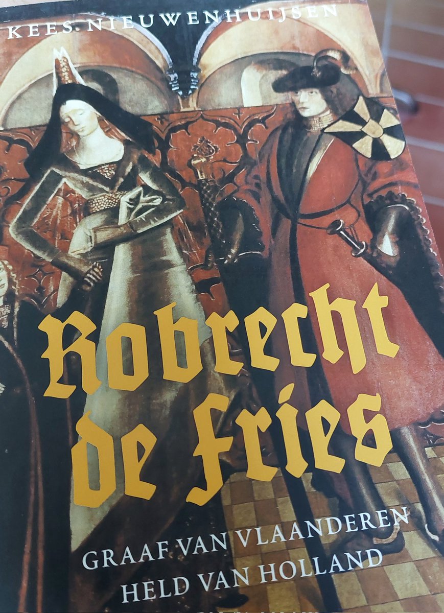 wavandijk's tweet photo. Wat leuk, @uitg_omniboek heeft voor het nieuwe boek van Kees Nieuwenhuijsen over Robrecht de Fries een stukje van m'n bespreking op @HereditasNexus van zijn 'Strijd om West-Frisia' gebruikt. Snel lezen om te zien of dit net zo'n interessant boek is geworden📖 https://t.co/S1EQCPJf8r