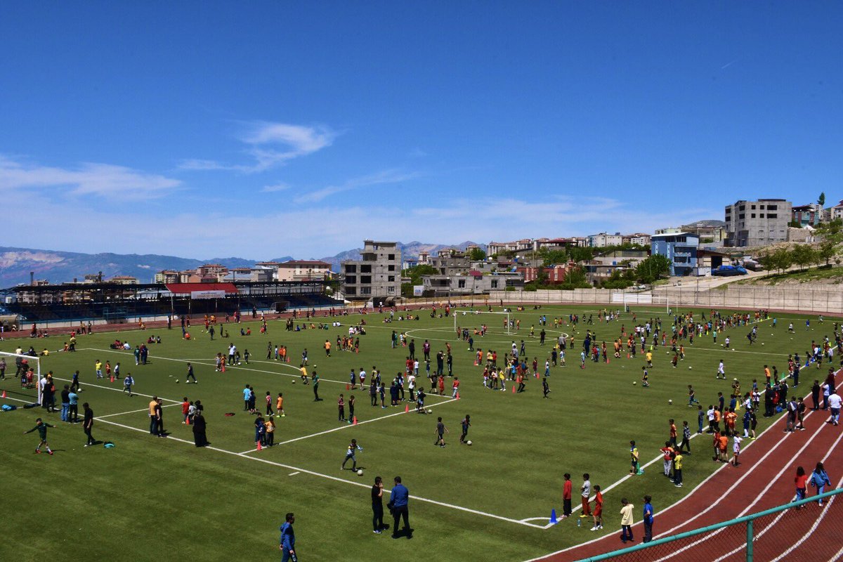 Futbol 🥅 ⚽️ Seçmeler 😍
<a href="/ahpehlivan53/">Ali Hamza Pehlivan</a> <a href="/mehbaykan/">Mehmet Baykan</a>