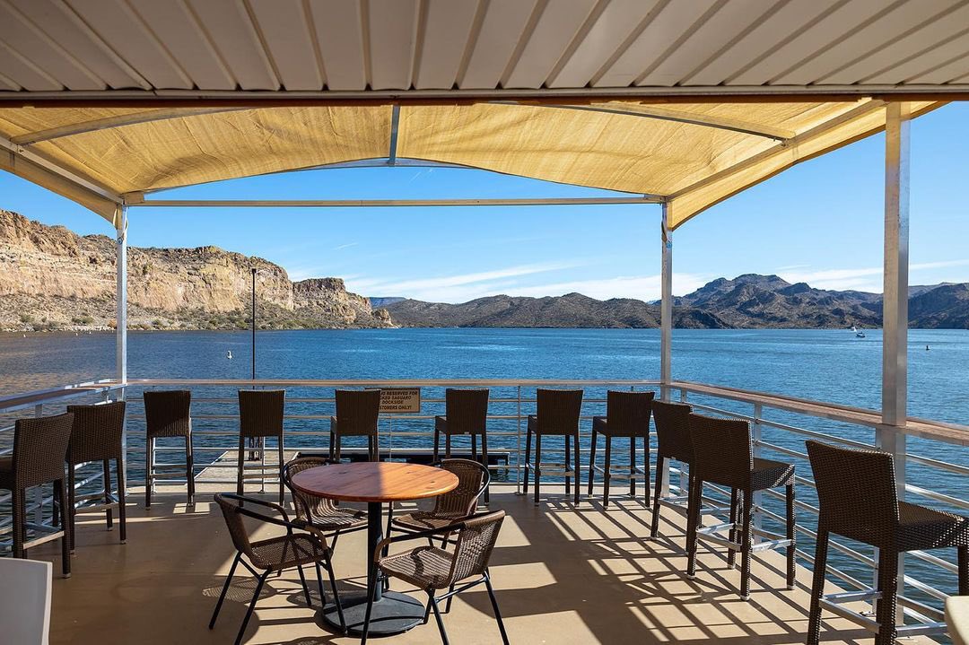 Nothing like a Saturday out on the lake ⛴ #DesertBelle