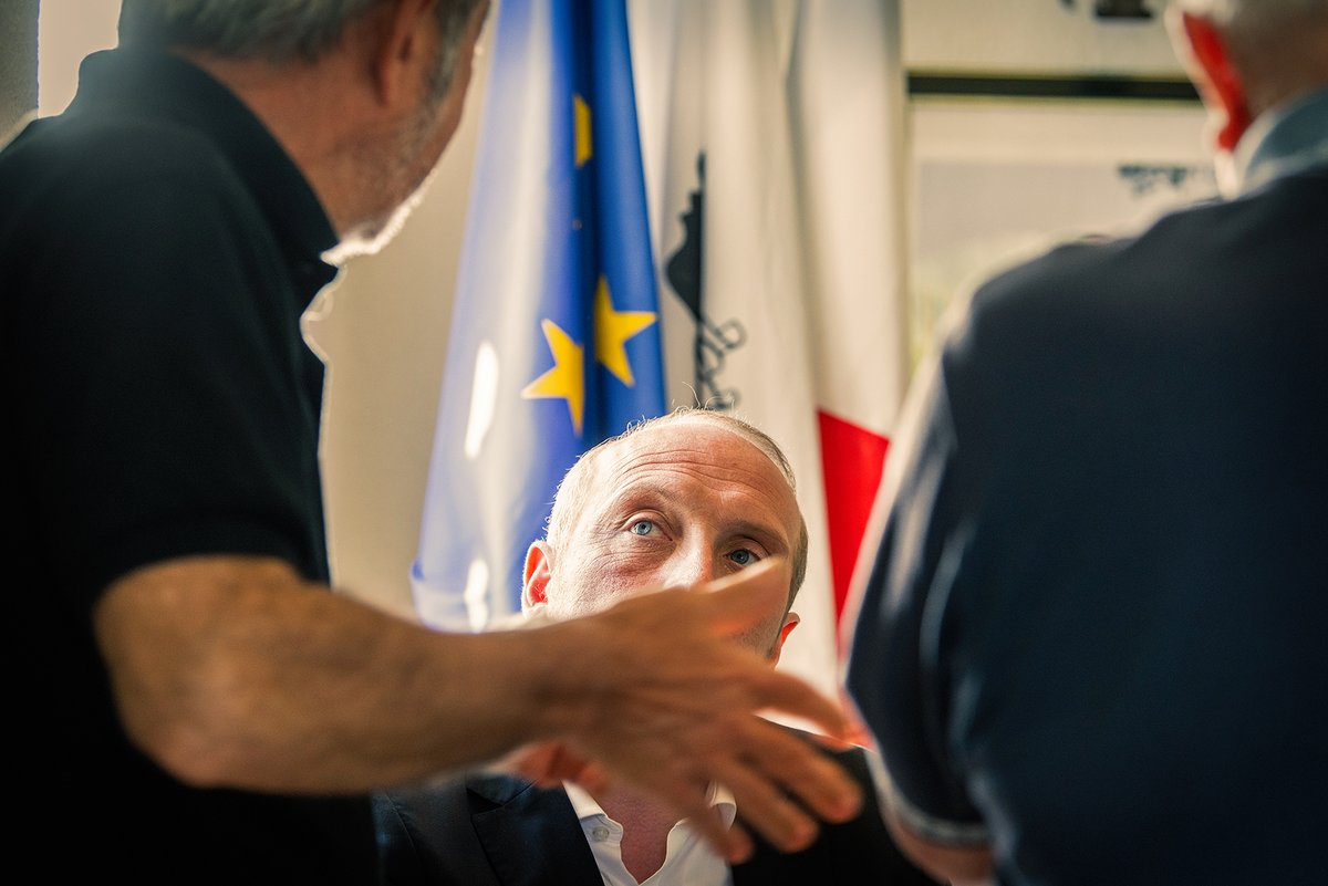 Première journée de tournée parlementaire, accompagné de mon équipe de campagne et du maire de Calcatoggio, Charles Chiappini.
Les élus de Sant'Andrea d'Orcino, Cannelle et de Casaglione ne ménagent pas leurs efforts pour aménager et développer leur village.