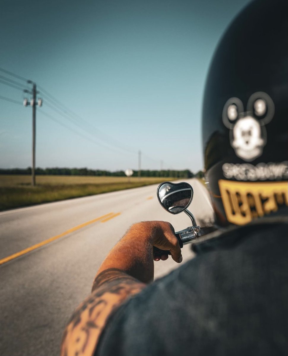 LowbrowCustoms's tweet photo. Let's take the scenic route ππ
@ashleighlaurynphoto
#lowbrowlife #lowbrowcustoms #ridemotorcycleshavefun #keepitsketchy #harleydavidson #rideeverywhere #forevertwowheels #rolldontscroll https://t.co/0nr8Wou13O