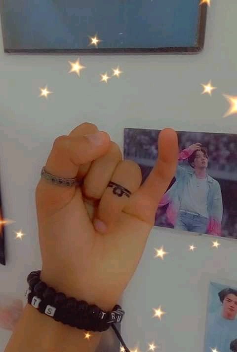 SiWar21517064's tweet photo. From : รsh รsh
๐๐๐
#I_promise_bts
#stay_with_bts
#arab_army https://t.co/A0JaNr29tt