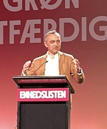 gunayusta_dk's tweet photo. Har været på talerstolen til ELs årsmøde i dag for at tale for at kravet om udmeldelse fra EU ikke længere skal være overskriften af vores EU-program. https://t.co/kMV73ZNYdi