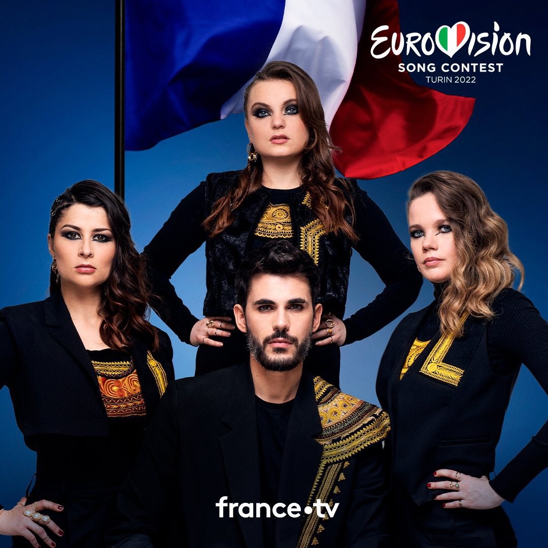 regionbretagne's tweet photo. C'est le grand jour ! 🤩

💪 Toutes et tous derrière le groupe breton @alvan_music &amp; @ahezmusic qui représente la France à l'#Eurovision.

Bretonnes et Bretons d'ici ou d'ailleurs, soutenez-les et votez pour eux ce soir ! 🙌

#EmojiBZH https://t.co/dx1Dygd4mt