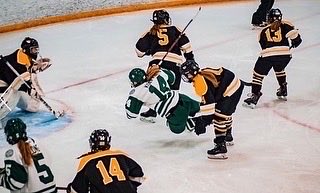 HFgirlshockey's tweet photo. And we have a Hawk!So proud of Taylor Koeppl on her commitment to play D1 hockey at Saint Anselm! Hasn’t always been easy,but you’ve continued to work hard on and off the ice and stay positive through it all,keep rocking kiddo!🏒🔥⁦@STAWomensHockey⁩ ⁦@HolyFamilyFire⁩ https://t.co/iHe0jUx14t