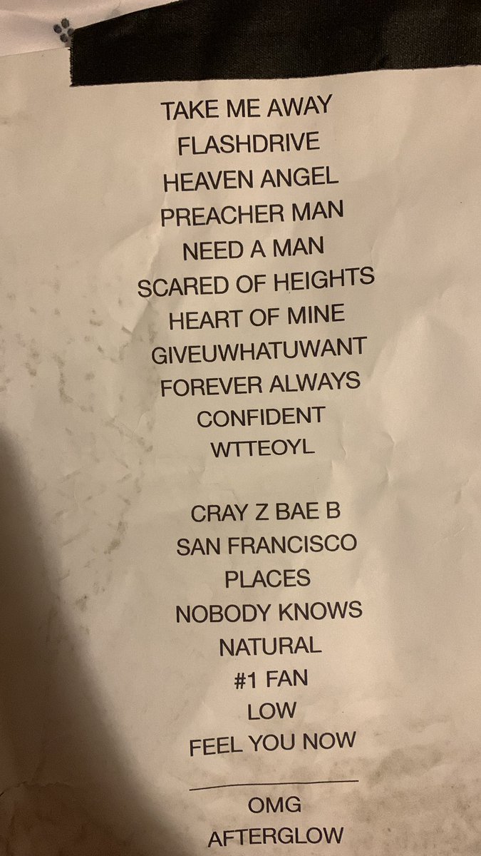 buntybutera's tweet photo. about last night !!!
@RossLynch @RockyLynch @thedriverera https://t.co/RXc0M0Oyus