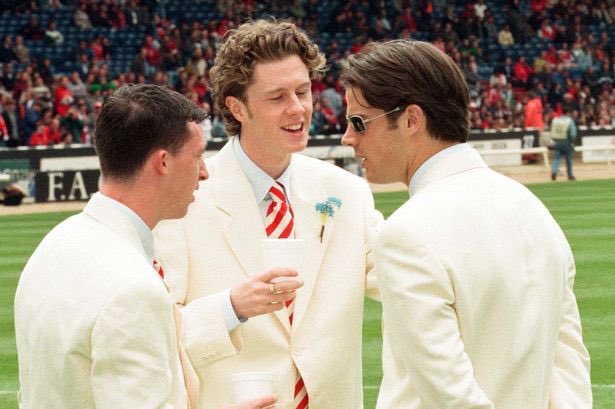 Very disappointed Liverpool haven’t worn these as their pre match suits for this FA cup final