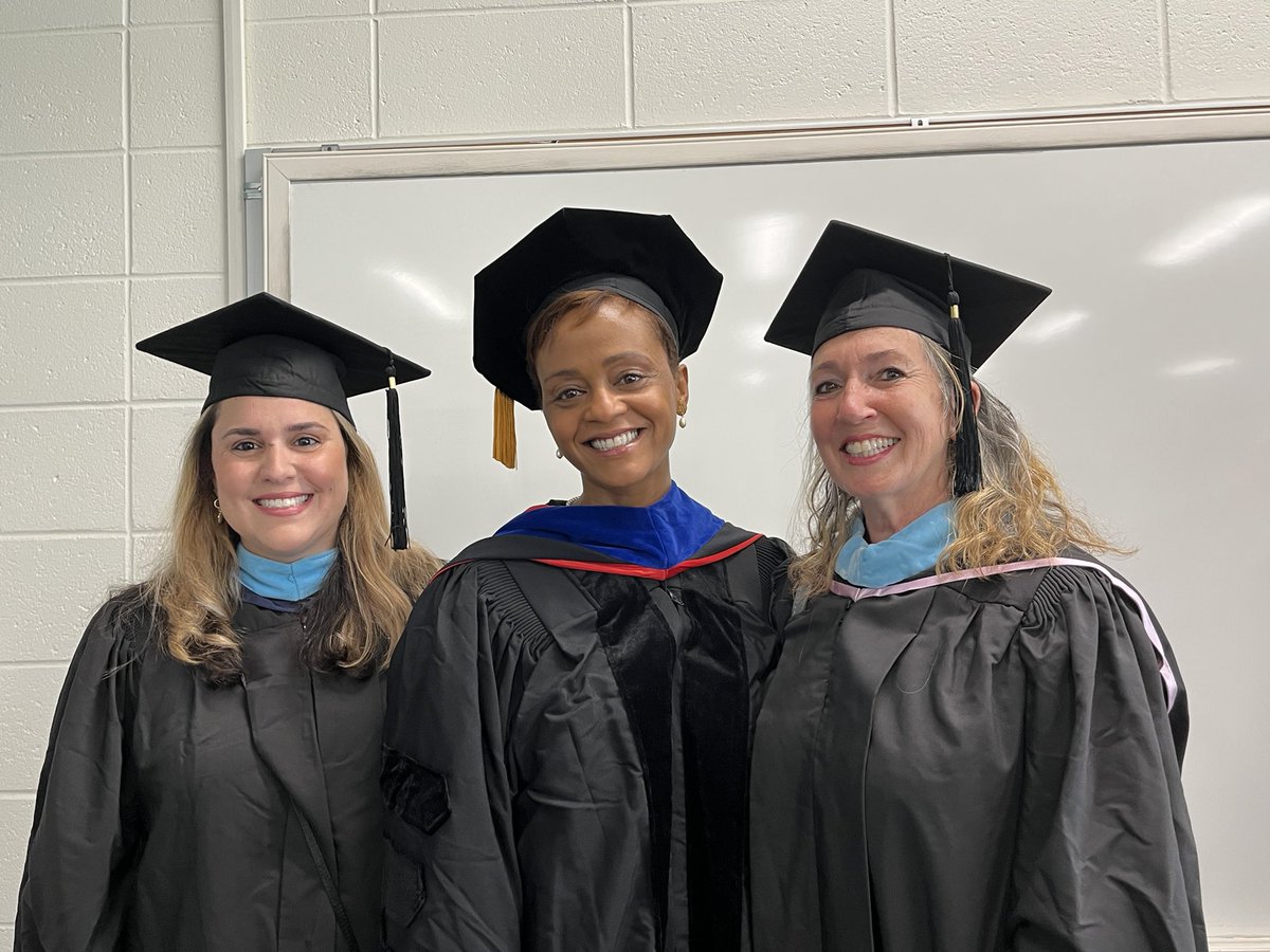 NCustodiaLora's tweet photo. #NECC2022
We are celebrating our graduates today. Felicidades! https://t.co/BiAfmvsOfn