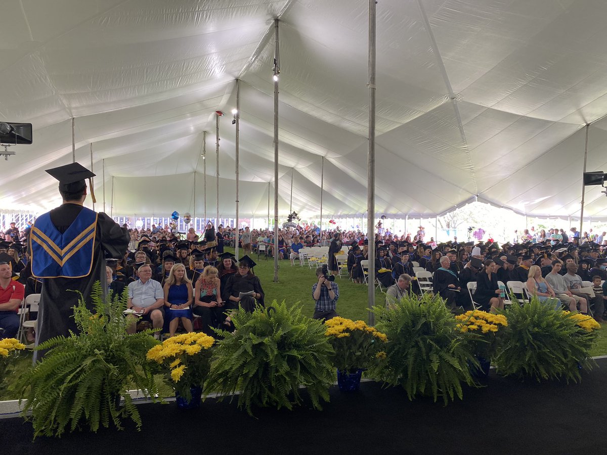 NCustodiaLora's tweet photo. #NECC2022
We are celebrating our graduates today. Felicidades! https://t.co/BiAfmvsOfn