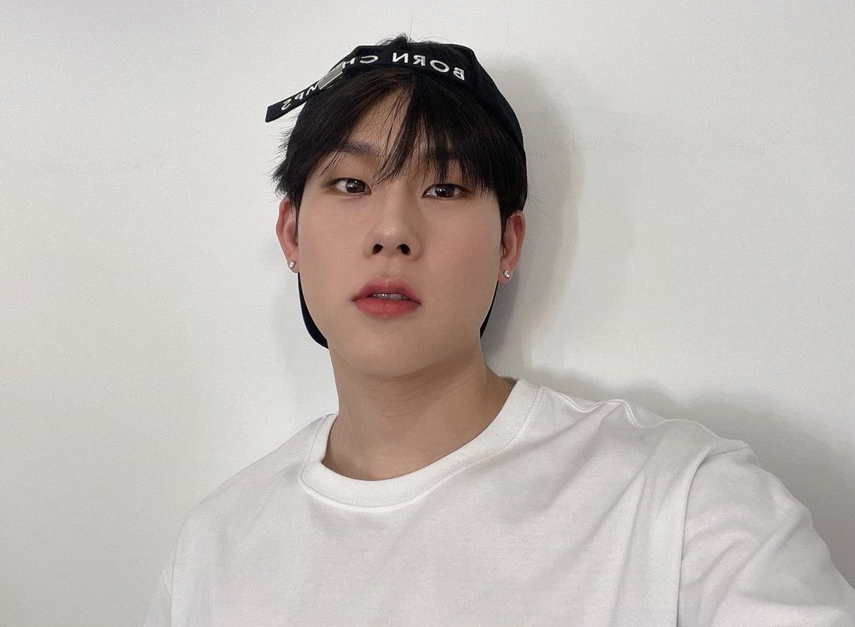 joohoneysupreme's tweet photo. #HONEYGRAM | 14.05.22
🐯: Born Champs 🌴💙💛🤍
+++ https://t.co/7QiAh0yR4V