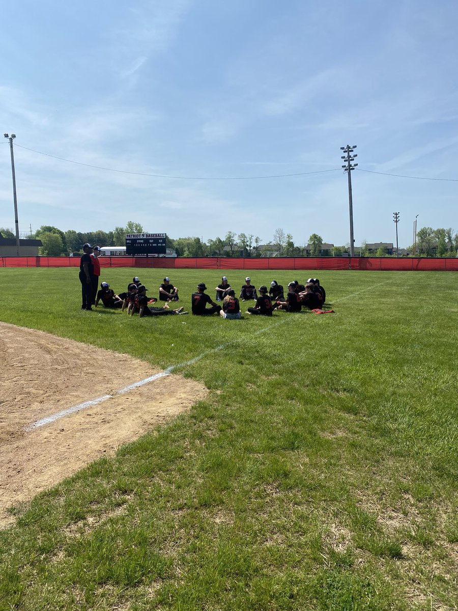 #LCSBASE After more than a month delay, Lions defeat Bethesda 3-2 to go 4-1 in PAAC Play!  Congrats to Tyler Houk on breaking the season strikeout record previously held by Beckham Chappell.  He currently has 77 k’s!