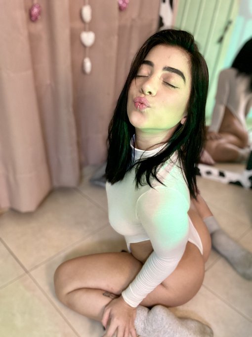 Happy weekend💘 Give me many hearts! https://t.co/gUv3e9tIj0<a href="/tag/latina"class="tags"><span>#latina</span></a><a href="/tag/beachgirl"class="tags"><span>#beachgirl</span></a><a href="/tag/bikinitime"class="tags"><span>#bikinitime</span></a><a href="/tag/onlyfansbabe"class="tags"><span>#onlyfansbabe</span></a>