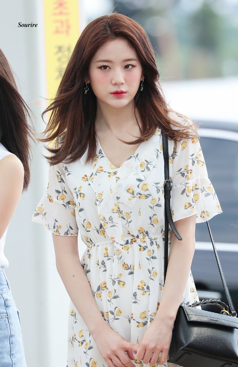 gyuriarchives's tweet image. 190817 © Sourire_1227