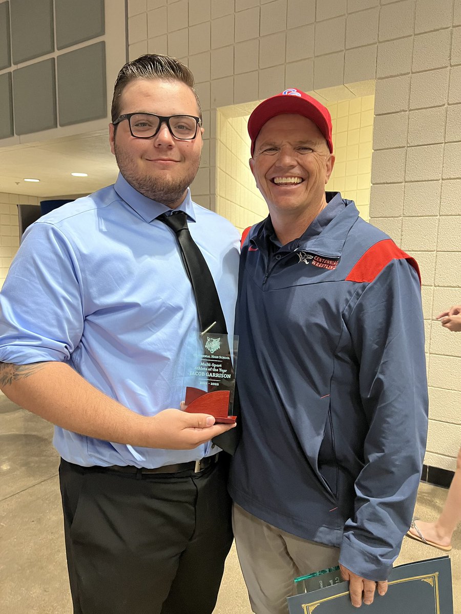 Jacob_Garrison_'s tweet photo. Last night was the fist ever annual student athlete award ceremony. It was an honor to be named “multi sport athlete of the year”for wrestling and football. Thank you for all my coaches for the past four year for helping me get to this accomplishment. https://t.co/8BveLySw7a