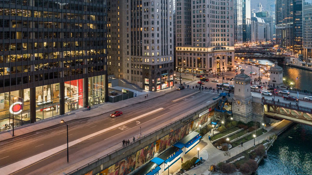 chiarchitecture's tweet image. DYK the CAC #DesignStore has recently been revamped?? This is *not* your typical museum shop. Visit us this wknd at 111 E. Wacker, across from the River Cruise at Michigan &amp;amp; Wacker. bit.ly/3dnusQL #Chicago #architecture #design #Chicagoshopping #shopChicago #uniquegifts