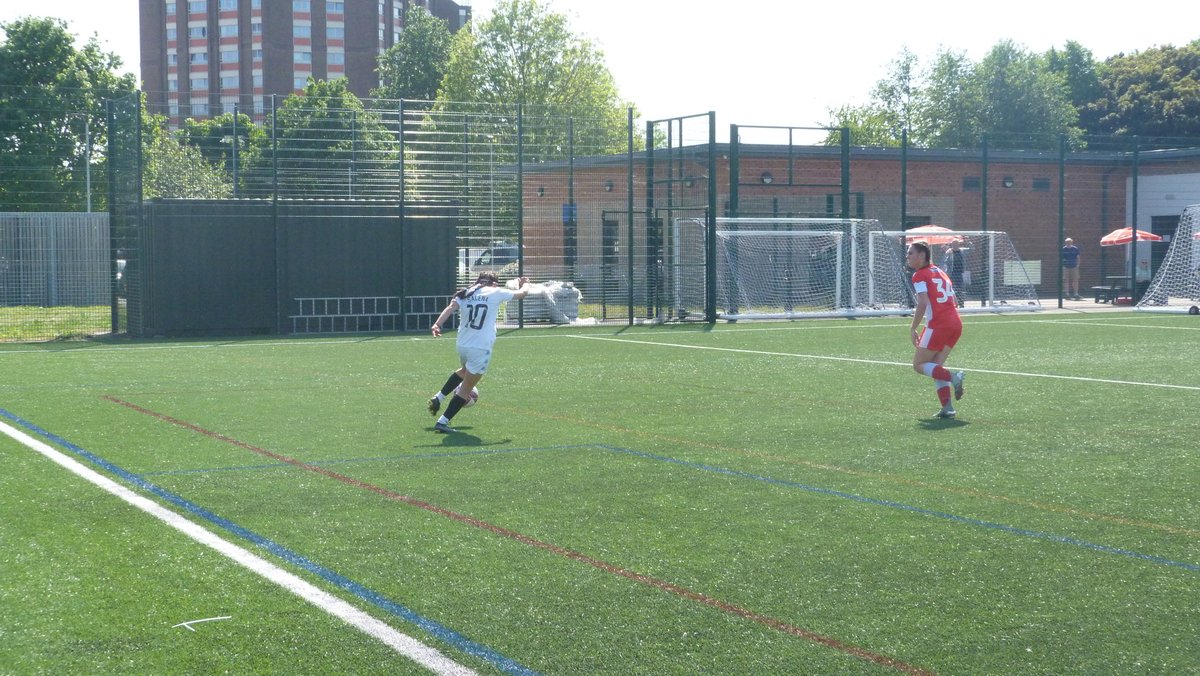 LC_Lionesses's tweet photo. Second half just as tight a battle as the first! You’ve got this City! 🔷
#YoungPride https://t.co/hMR9WkrxsF