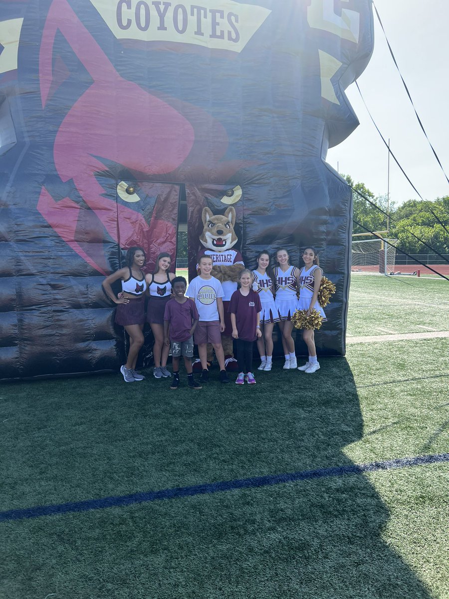 Parade of Champions <a href="/HHSCoyotes/">Heritage High School</a>! <a href="/SonntagElem/">Sonntag Elementary</a> <a href="/SonntagElem/">Sonntag Elementary</a> What a great tradition in the making!