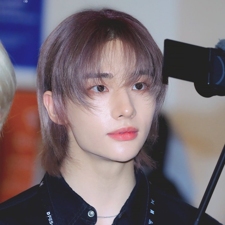 #FotoProfilBaru ava di requst ayang <a href="/aintbangchan/">Chris</a>