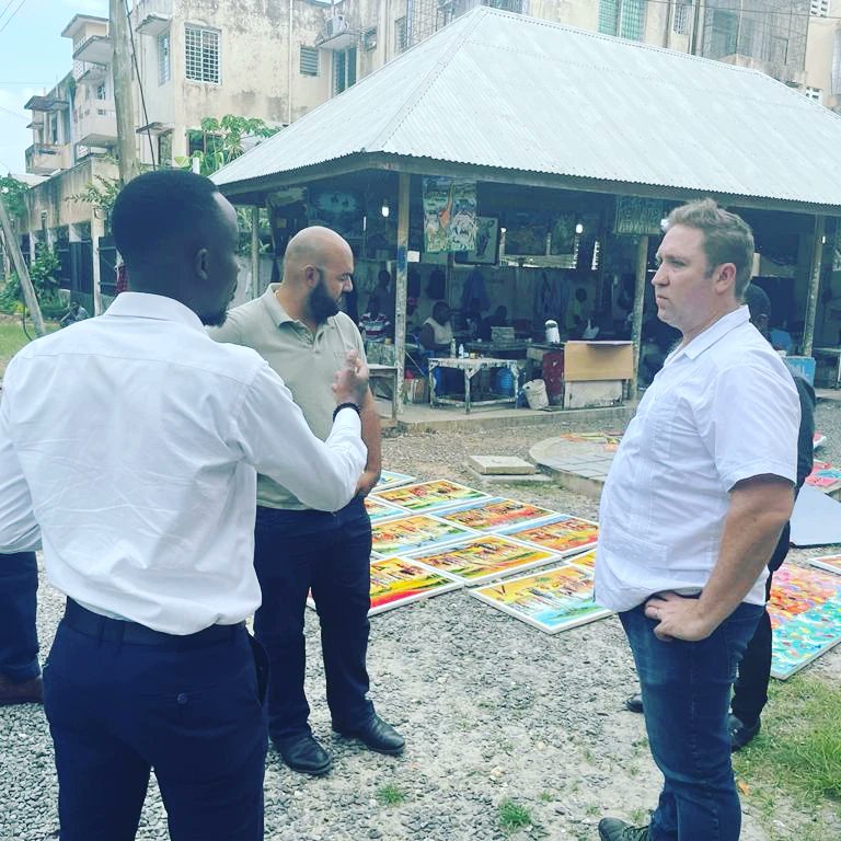 gondeka_'s tweet photo. Ahsanteni Sana Kampuni ya Harmonic Biosphere, Kwa kuiamini na kuamua kufanya CITY TOUR na Kampuni ya @gond_cultural_tours. Jukumu letu ni kuhakikisha tunatoa Huduma ambayo ni haki yako kuipata.

Book know.
Instagram @gond_cultural_tours.
Cont.0744701071. https://t.co/dS4cUsU925