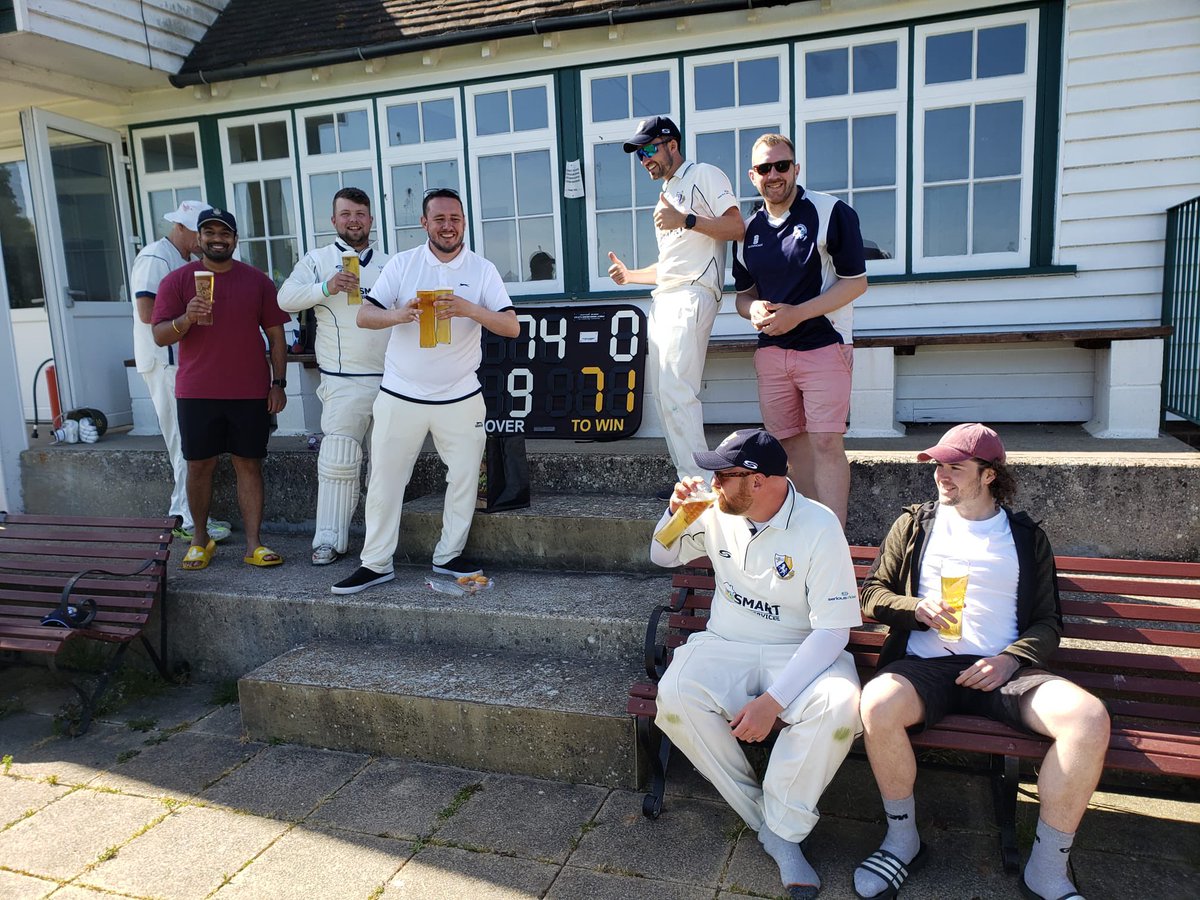 margate_CC's tweet photo. Up the gate! After bowling out Hythe for 71 with Jamie and Matt both getting 4 each! Sam and Carl knocked the total required in 9 and a bit overs! 

#UptheGate https://t.co/kJPRUMonEl
