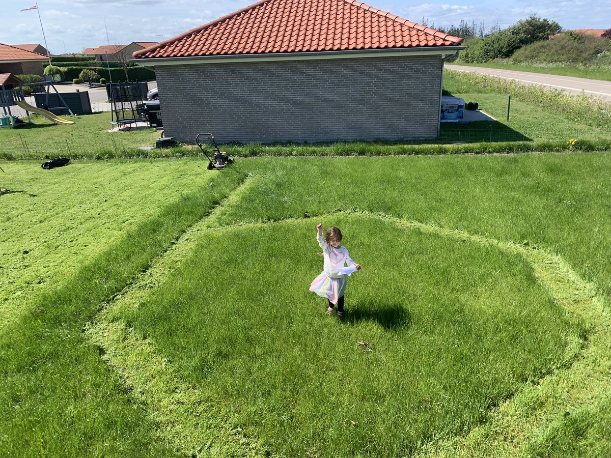 Nipthetruth's tweet photo. July 2022 by fortune @LeTour 🚵‍♂️ will be crossing the same road, as you see in this picture, next to our house where I live with my beautiful family 🫶🏼

What better way to represent my @Blockassetco family &amp; #BAcommunity ✊🏽❤️ #bringthemchoppers 🙅🏽‍♂️🚁 
#firstpractiseruncomplete 😀 https://t.co/Oo7vwAosle