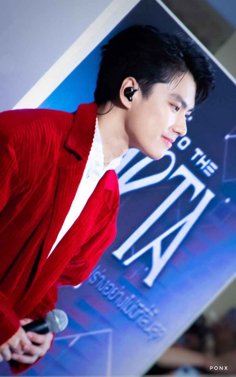 ponxdark's tweet photo. จนกว่าจะมีงานใหม่ 🧡 #ohmpawat #SharismaShowCase https://t.co/NatskhZRFG
