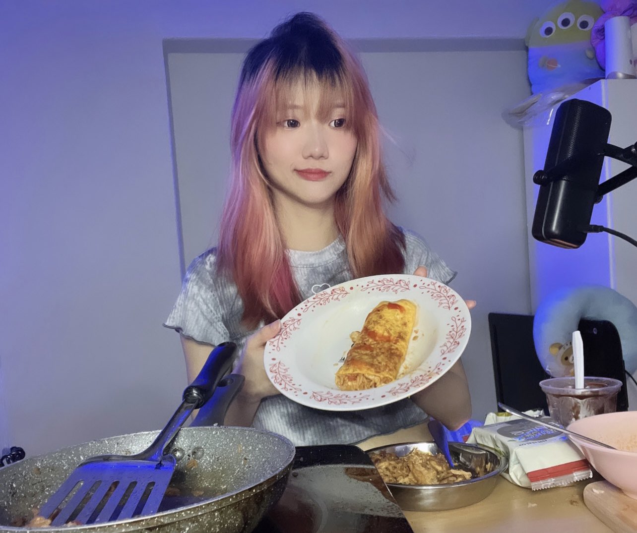 spicyuuu on Twitter: "First time cooking an actual meal. Tomato rolled