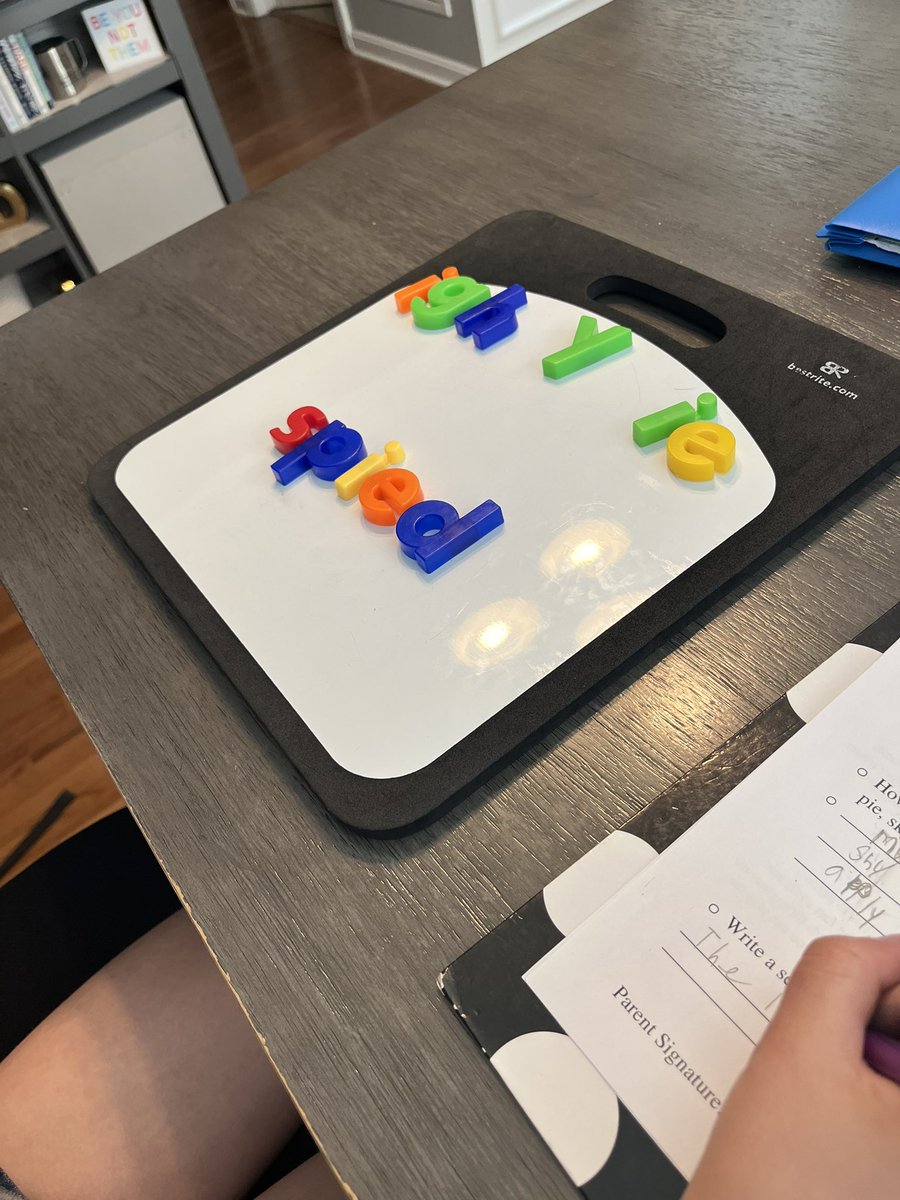 coach0617's tweet image. Making words with long i this morning. @mnm12  #literacy #individualized