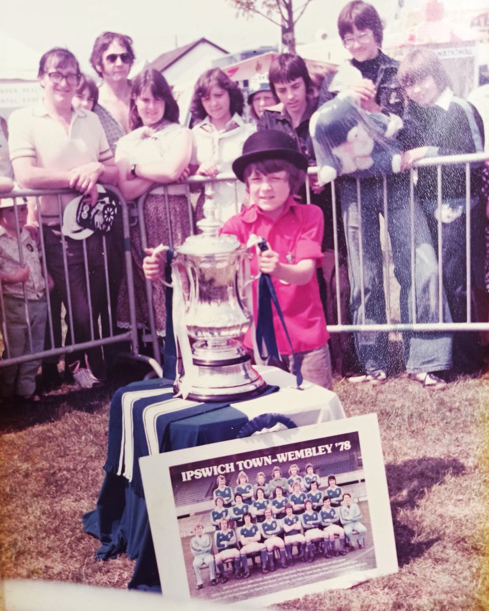 ⚽️🏆 It’s FA Cup Final day! 🏆⚽️
Who remembers when <a href="/IpswichTown/">Ipswich Town</a> brought the cup to Suffolk in 1978?
We were jubilant to have the FA Cup at the Suffolk Show and had some very lucky visitors to witness the momentous occasion!
👀 Can you spot any familiar faces? 👀 <a href="/DingleyDellPork/">mark</a>
