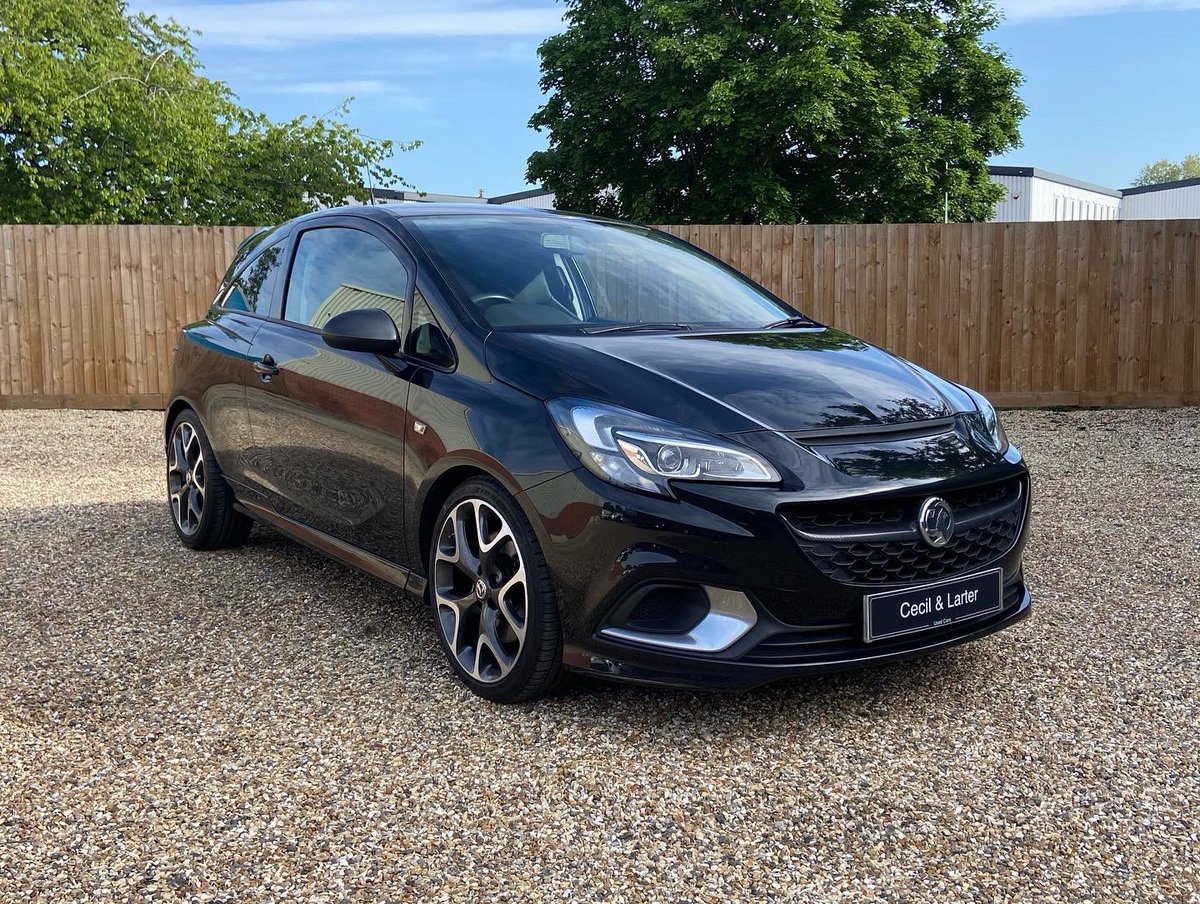 CecilandLarter's tweet photo. Fresh into the showroom this week: 
🔵 2018 Skoda Karoq SE DSG
⚫️ 2015 Vauxhall Corsa VXR
⚪️ 2017 Volvo V40 Cross Country

💻 https://t.co/2kjjNf7Dm4

#skoda #skodakaroq #karoq #vauxhall #vauxhallcorsa #volvo #volvov40 #burystedmunds #ipswich #cambridge #norwich #suffolk #norfolk https://t.co/fWqWAPDDiM