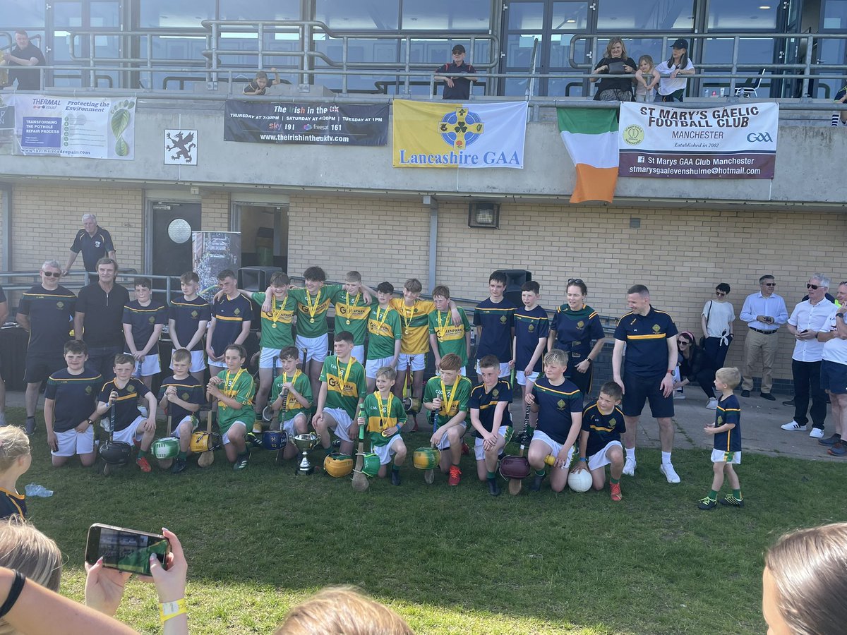 IrlNorthEngland's tweet photo. Great games in glorious sunshine for the GAA Northern Games here at Broughton Park! Future stars on the pitch with some legends on the sideline!! Well done to all involved and maybe @MayorofGM @AndyBurnhamGM may convert one day!! ⚽️🇮🇪🏆@OfficalLancGAA @BPCGAA @YorkshireGAA https://t.co/1EptvzuXcP