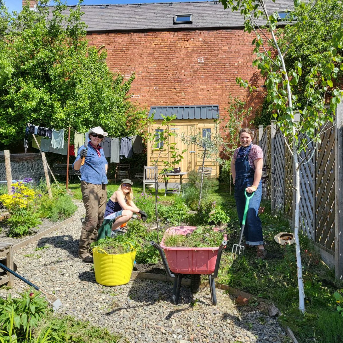 emergencypoet's tweet photo. Poetry Pharmacy Physic Garden in progress! Such a joyous thing!
Thanks so much Esther and @lizcolebrook with some extra muscle from lovely Mirka Duxberry  
I do love you wonderful women!
Just a few £100 to go to reach our target....
https://t.co/w4D1sKli12
❤️🙏❤️👩‍🌾🌸☘️🌿🌱 https://t.co/eEUxURHeUw