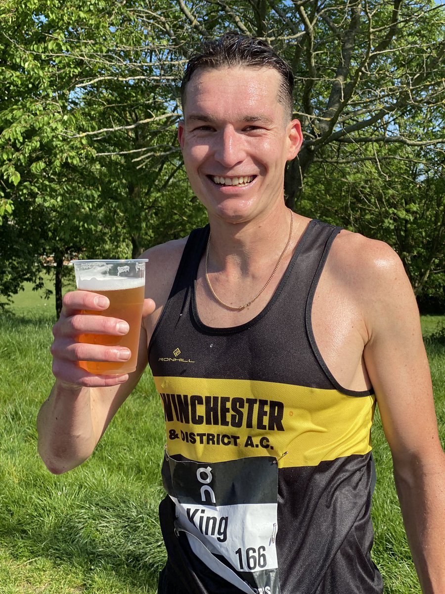 thomascraggs's tweet photo. Well done @Georgeking93 a brilliant run for 2nd in a very hot race 2 @NightOf10kPBs https://t.co/C9E0xL1aax