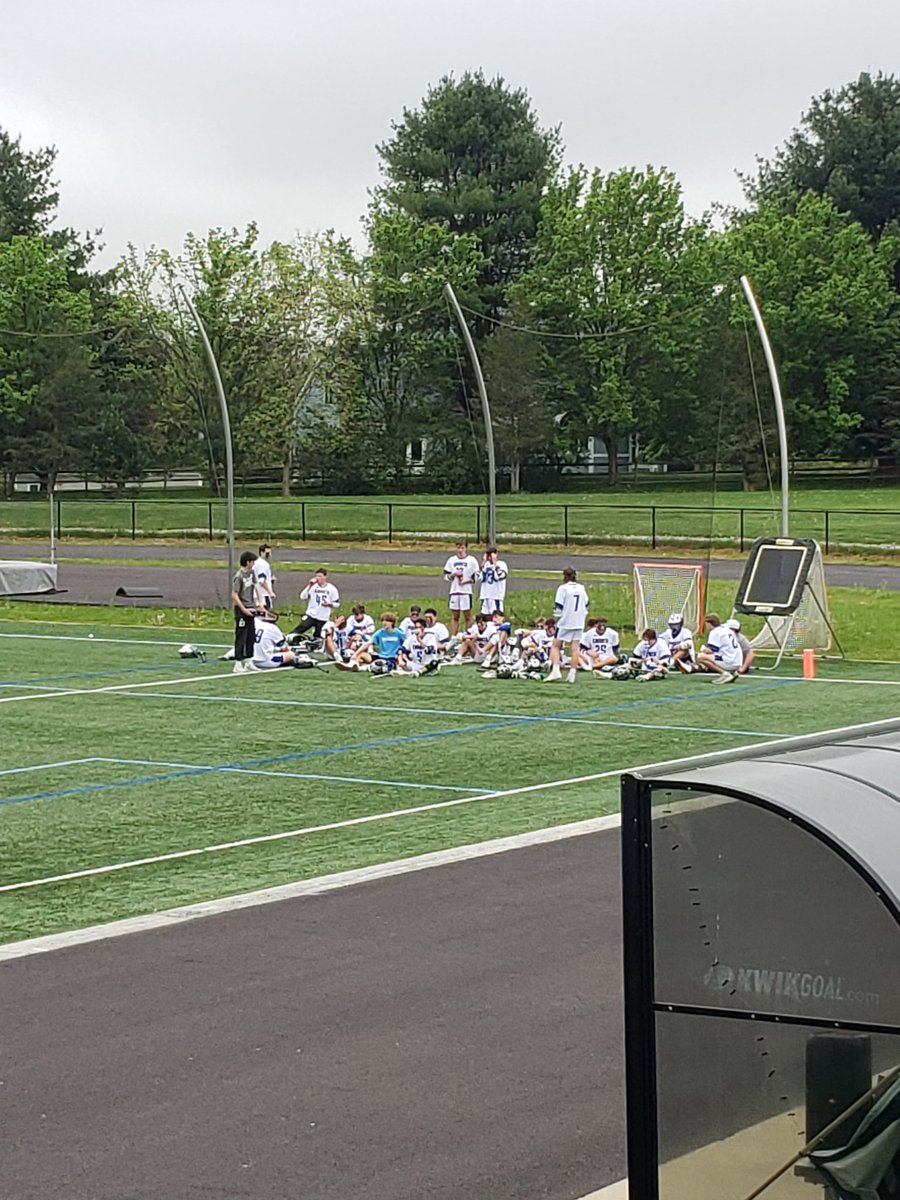GSB9thsem's tweet photo. Halftime @GSBAthletics is up 4-2 #GoLax https://t.co/9MfZY1bXOM