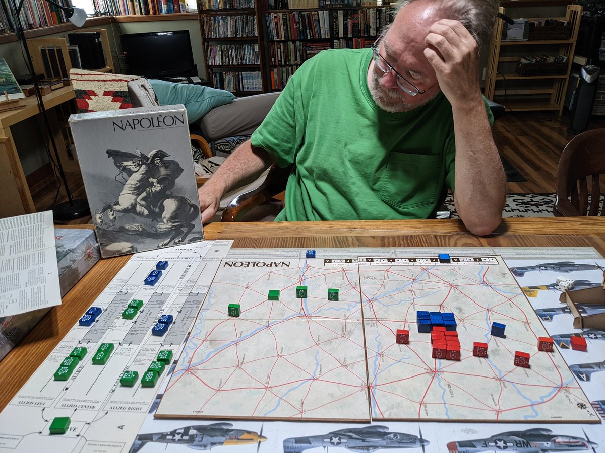 Back at it! First MN action this week:

Napoleon (1974! Almost 50 years old and still elegant)

Alan contemplating how to escape bluchers charge thru the center. @SobhiYoussef2 

#Wargaming #boardgames