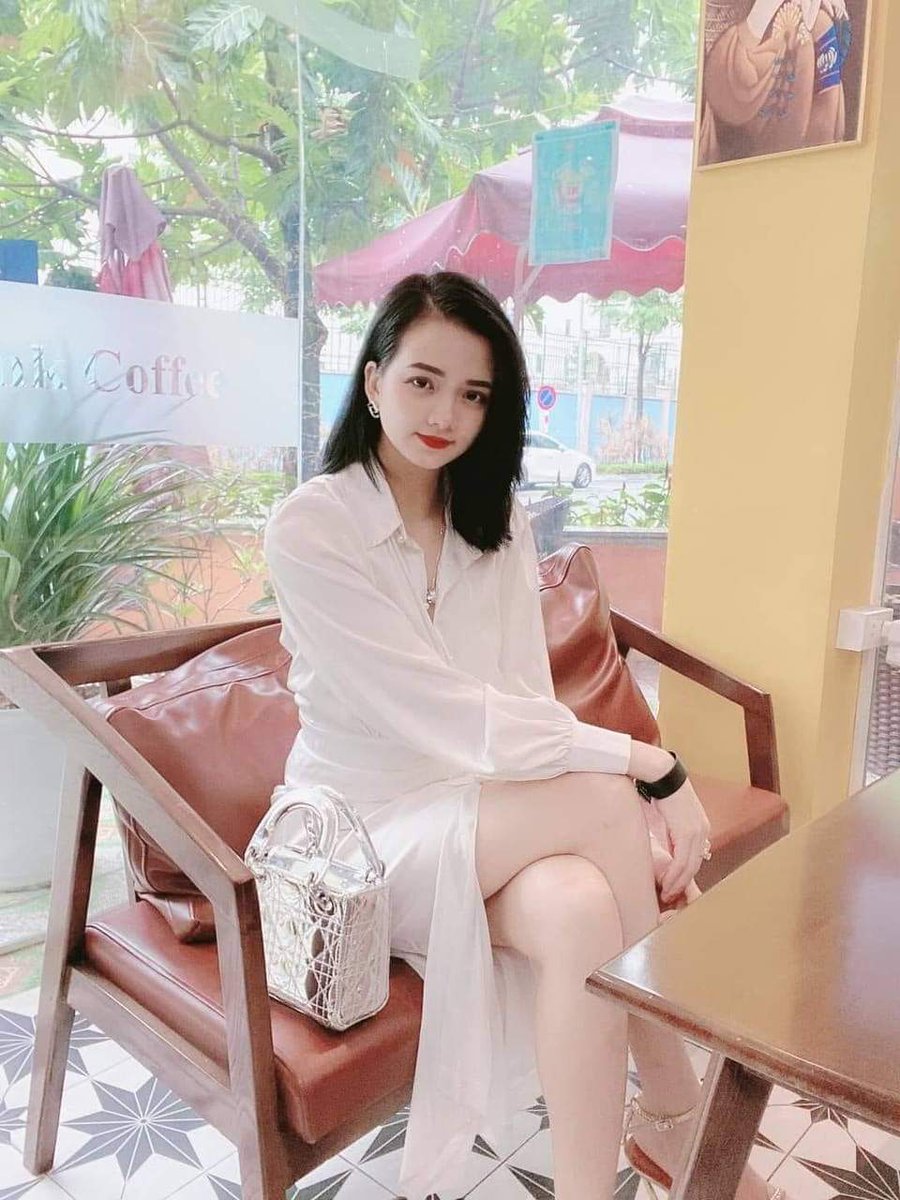 Hồng Nhung tweet media