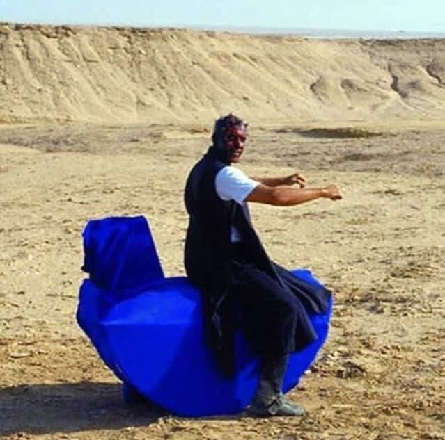 chloewritescifi's tweet photo. as an educated star wars fan, here is my favorite darth maul picture: https://t.co/AHXMFlVXZR
