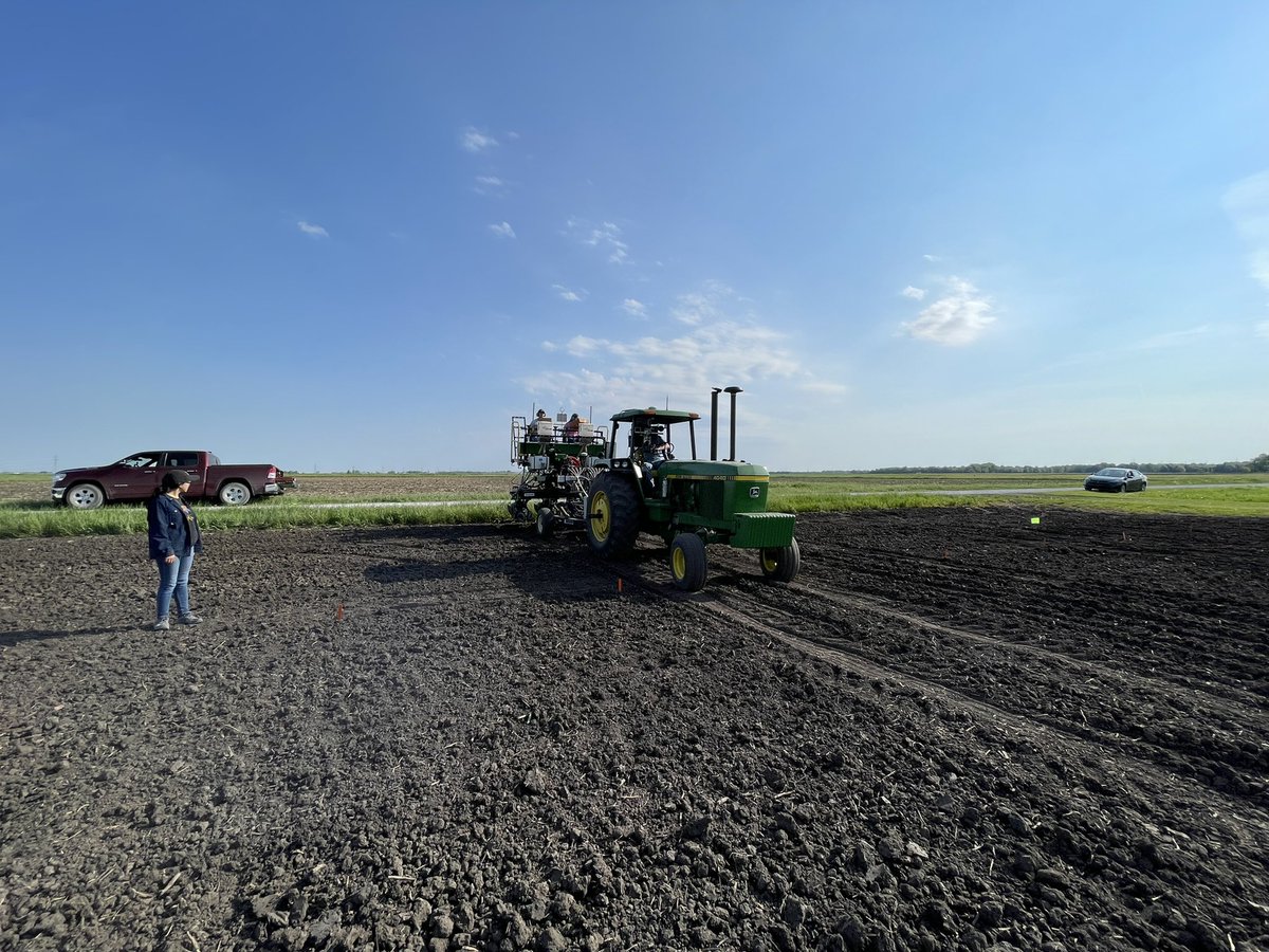 Malena Bartaburu (@m_bartaburu) on Twitter photo great morning of planting at ACRE, 4/6 fields done ✅.
Thanks team for your support!
<a href="/PurdueCorn/">Dan Quinn</a> <a href="/a_moralesona/">Ana Morales Oña</a> <a href="/elkunogiser/">Sergio Rubiano</a> great morning of planting at ACRE, 4/6 fields done ✅.
Thanks team for your support!
<a href="/PurdueCorn/">Dan Quinn</a> <a href="/a_moralesona/">Ana Morales Oña</a> <a href="/elkunogiser/">Sergio Rubiano</a>