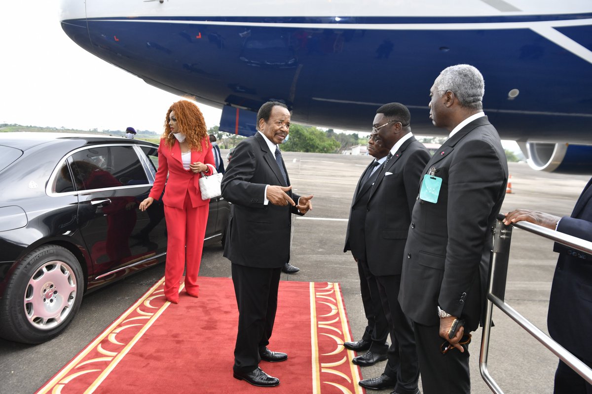 The President of the Republic, His Excellency Paul BIYA, left Yaounde in the late morning, on Saturday, 14 May 2022, in the company of his wife, Mrs. Chantal BIYA, for a brief private stay in Europe.
#PaulBiya
#CAmeroon
