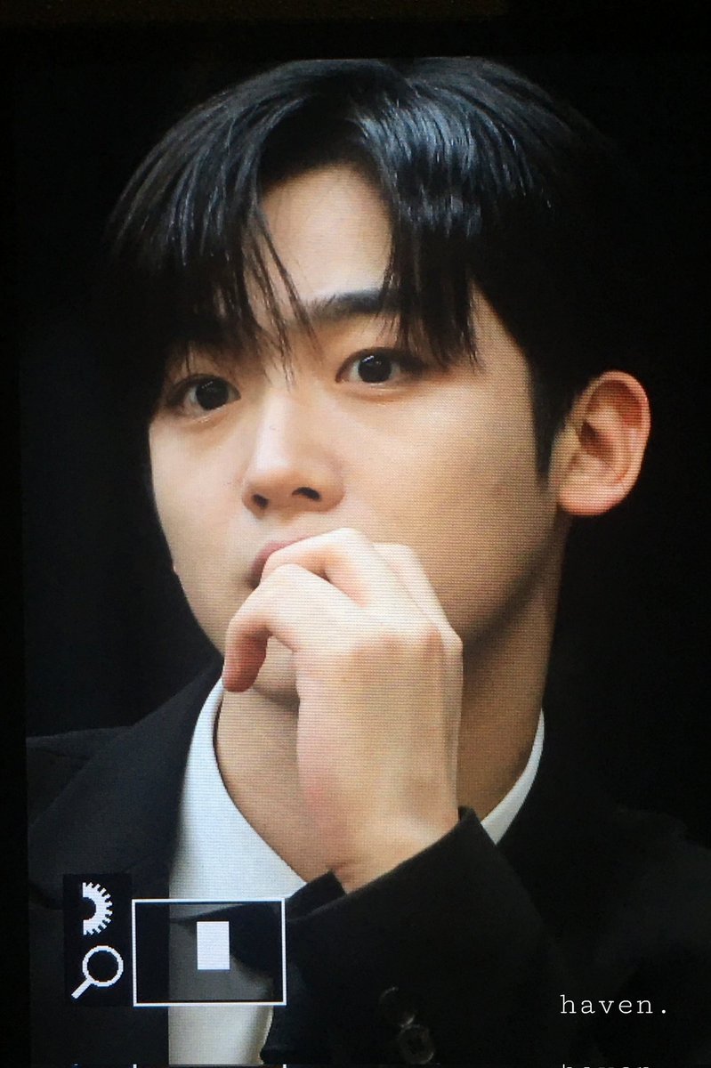 220514 개잘생겼고...잘생긴 얼굴로 사는 건 무슨 느낌이니 

#김요한 #KIMYOHAN 
#위아이 #WEi