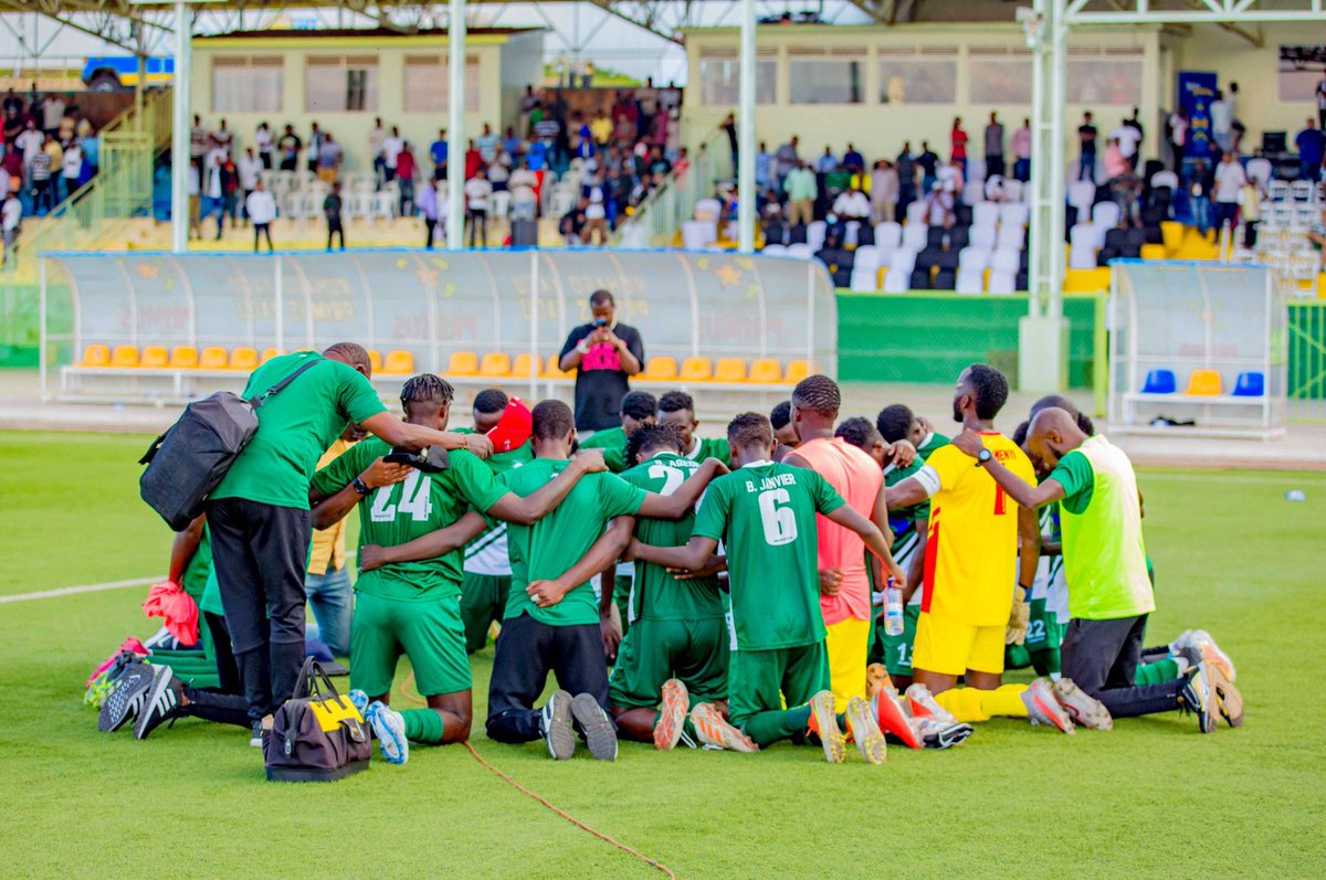 kiyovu_sports's tweet photo. 💚 What you've all been waiting for...🤫
Iyi #Ntsinzi Nyituye BurimuYovu☘️wese! AHO ARI!
#KIYOVU♡ | #URUCACA☘️ | #MECKY🫶 https://t.co/QmbxPKu2qo