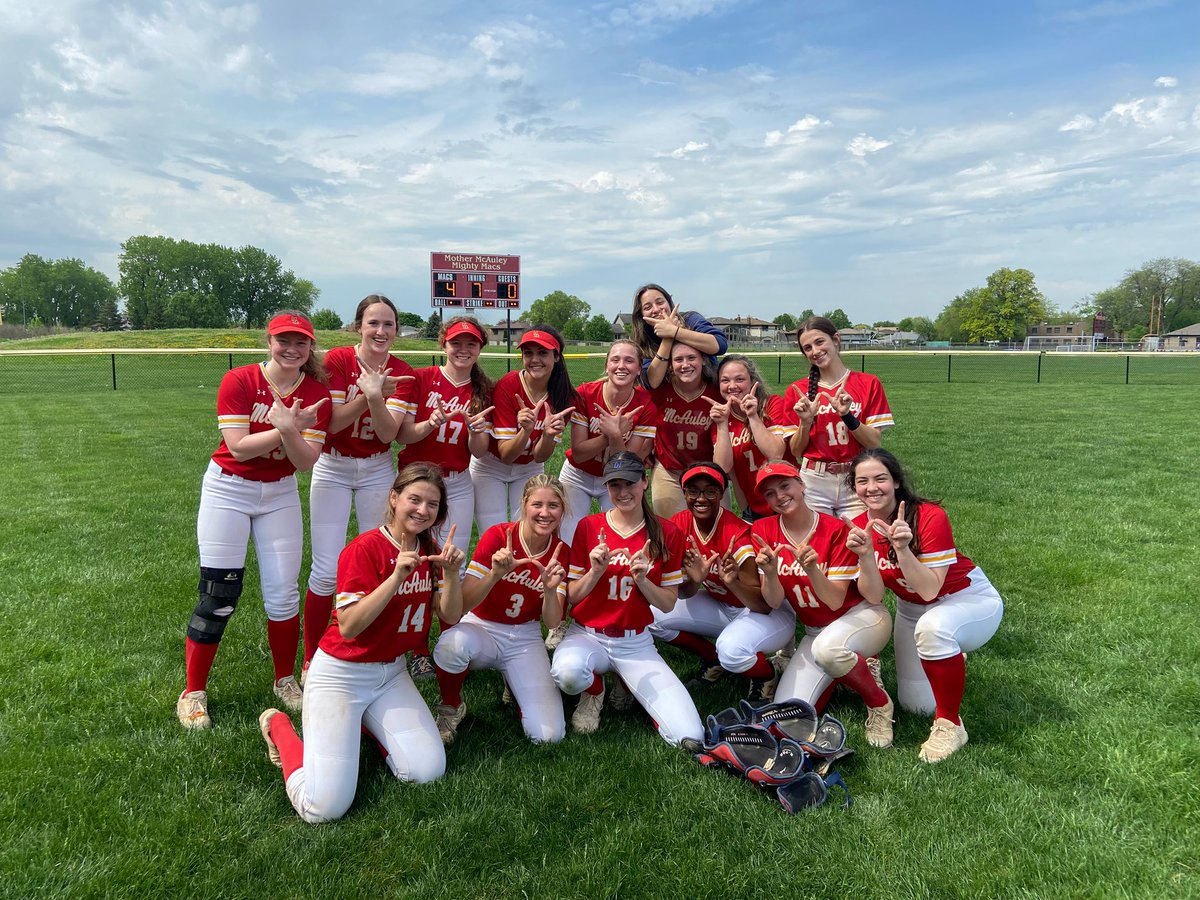 #MacMagic with a MIGHTY shutout against St Laurence. A glorious victory on a perfect Saturday. Charniak with a 1-hitter 🫢 McLean and Jarrett with some clutch RBIs 🤌🤌 #BestTeamEver