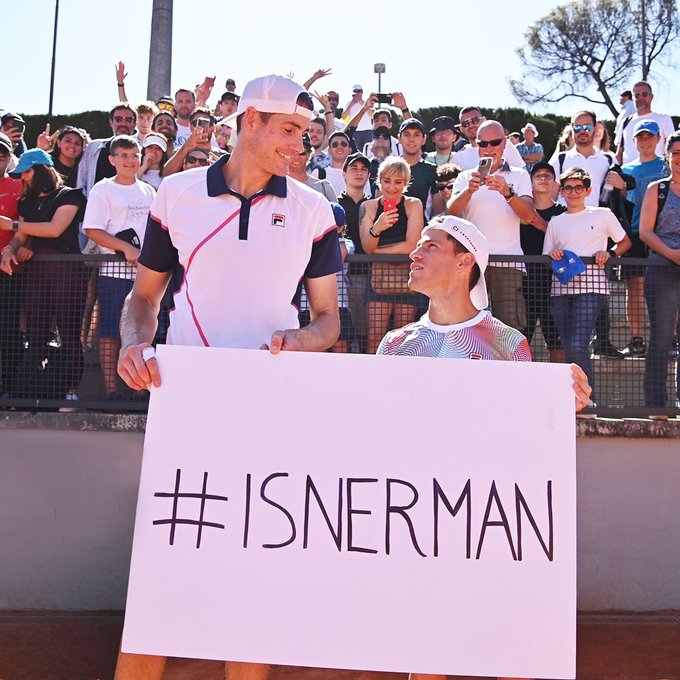 FSuxU2CUcAACGSl?format=jpg&name=small