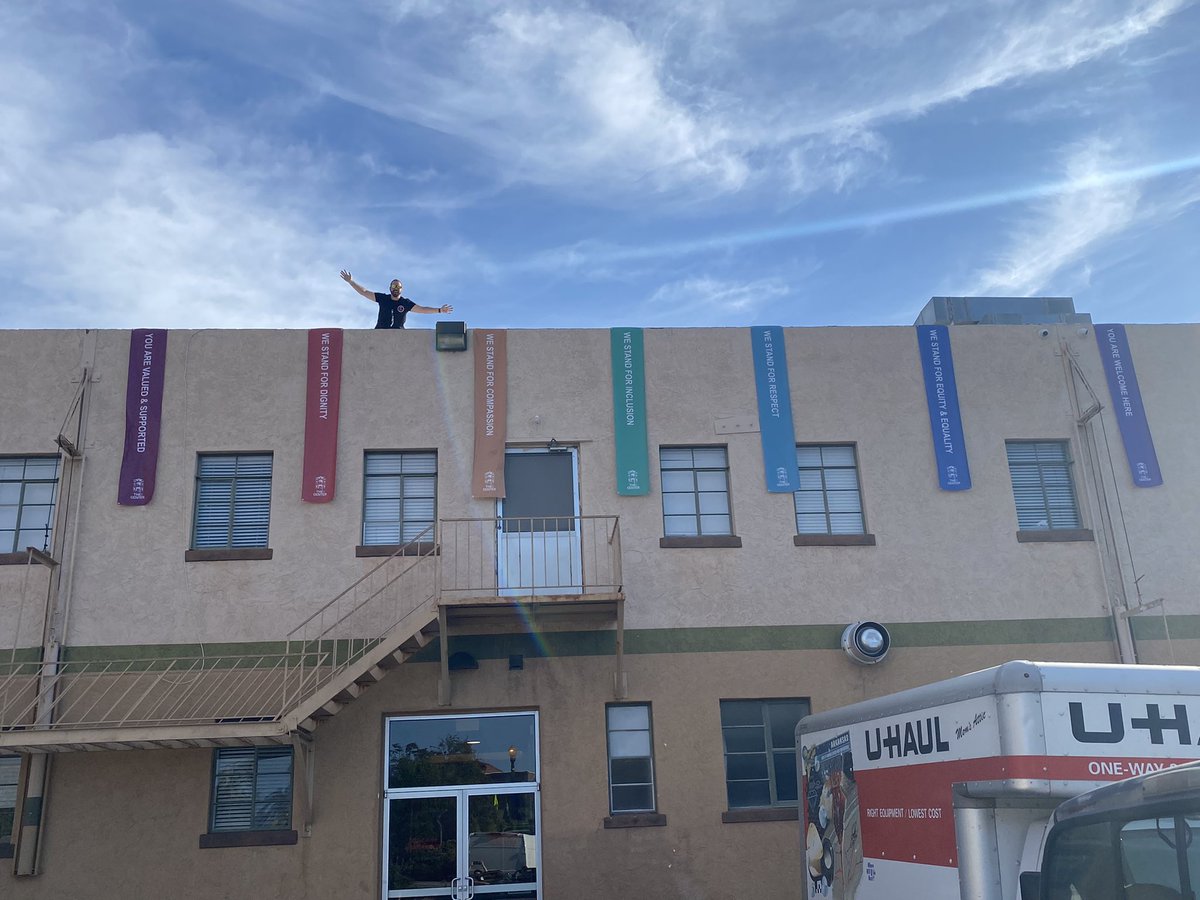 ☀️🏠 It’s The Center’s Open House day! Stop by from 11am-2pm to get a tour, listen to music, meet our wonderful #CenterTeam &amp; to be in community! #WelcomeBack to YOUR Center! 🌈

ℹ️: thecentersd.org/open-house/