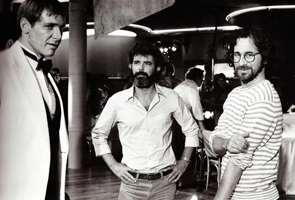 mandowithnoname's tweet photo. @starwars “You have to find something that you love enough to be able to take risks, jump over hurdles and break through the brick walls that are always going to be placed in front of you.” — George Lucas https://t.co/LVbQvr3gEm