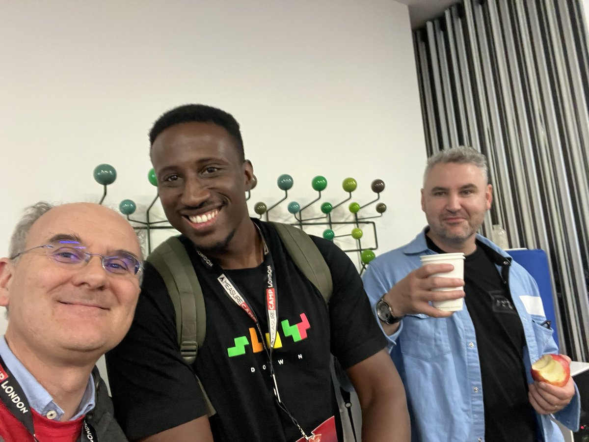 #MeasureCamp #selfie <a href="/likmao/">Malick Ba</a> <a href="/danbarker/">dan barker</a> <a href="/MeasureCampLDN/">MeasureCamp London</a> #measurecampldn